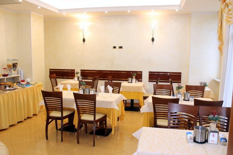Hotel La Noce Chivasso Exterior photo